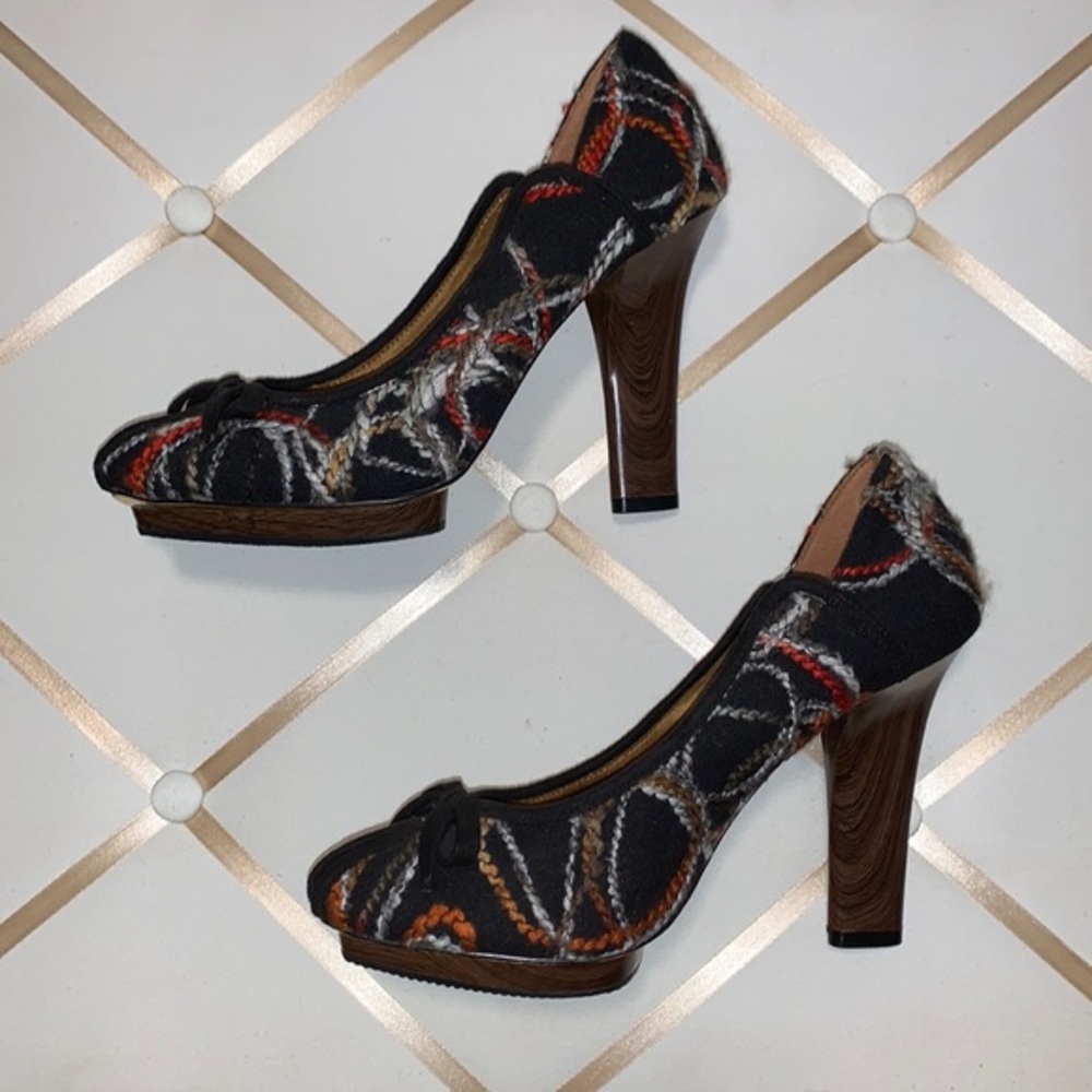 Isabel Toledo Yarn Embroidered Heels